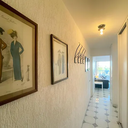 Port Vauban Sea Front 3 Pers Ac Wifi Апартаменты *