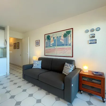 Апартаменты Port Vauban Sea Front 3 Pers Ac Wifi