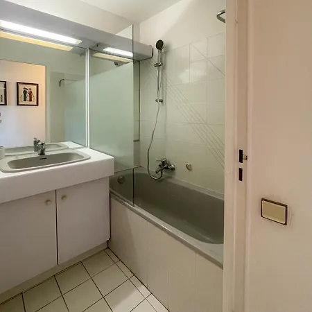 Апартаменты Port Vauban Sea Front 3 Pers Ac Wifi *