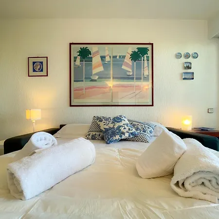 Апартаменты Port Vauban Sea Front 3 Pers Ac Wifi *